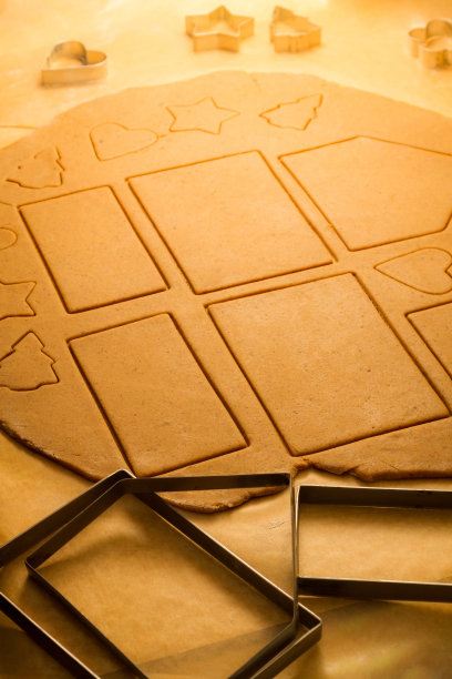 姜饼小屋准备烘烤的元素图片下载