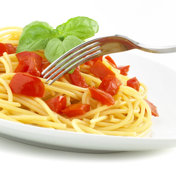 意大利面:加番茄的意大利面图片下载