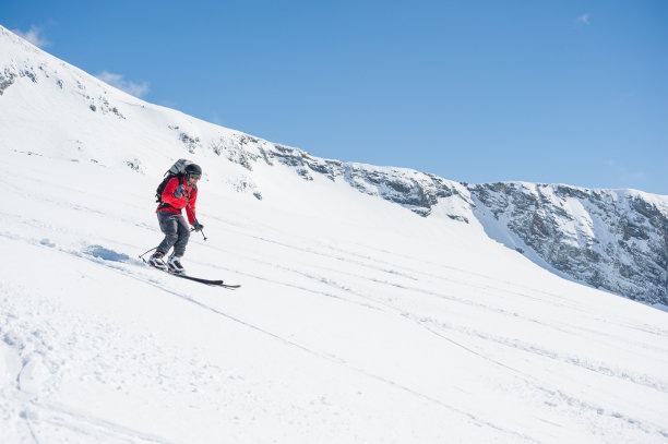 雪地图片素材ID：158840968