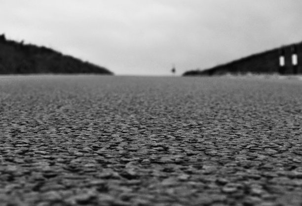 孤独的路图片下载