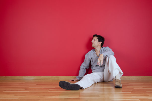 男人们喜欢新房子图片下载