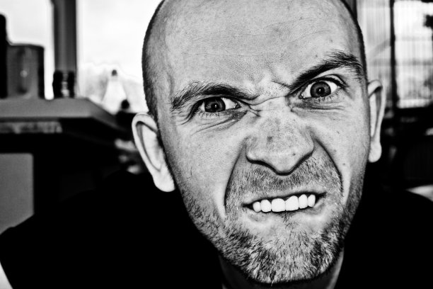 陌生男人的脸图片下载