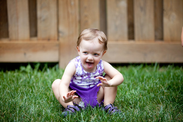 小女孩图片下载