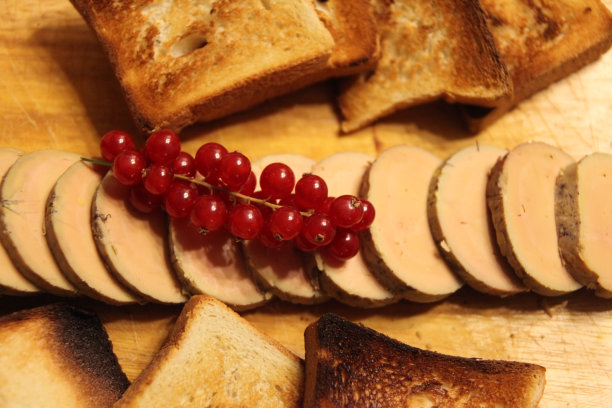 鹅肝和醋栗图片下载