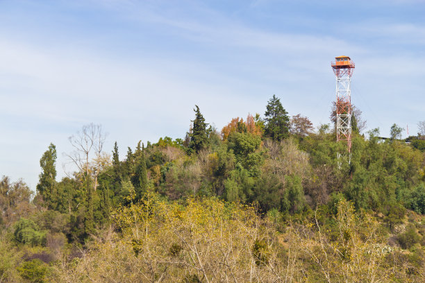 塞罗圣克里斯托瓦尔和圣地亚哥图片下载