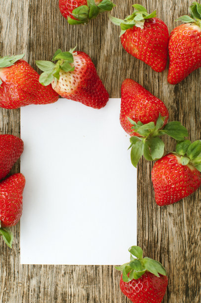 设计页为报废预订，草莓图片下载