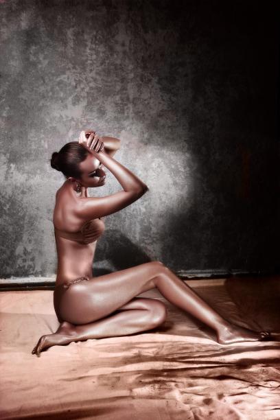 有黄金身体艺术的光滑女人。魅力图片下载