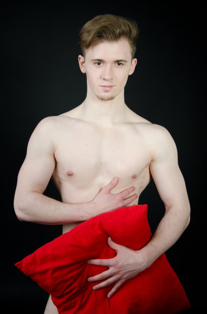 身材性感的年轻人图片下载