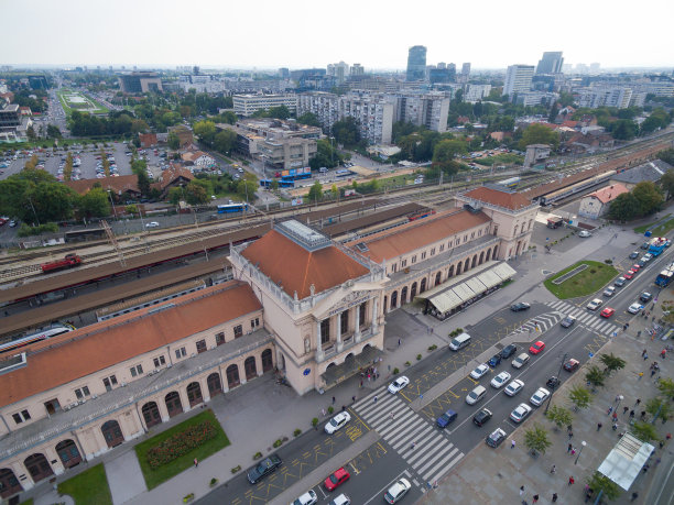 萨格勒布主要火车站鸟瞰图图片下载