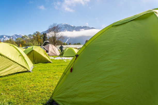 tegern湖的帐篷图片下载