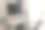 空白电脑桌面与键盘，日记和其他配件在白色的桌子上图片下载