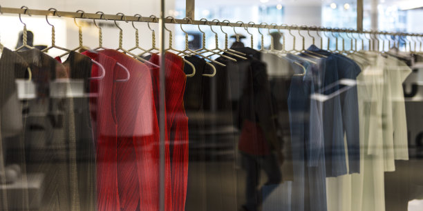 时尚服装店精品概念图片下载