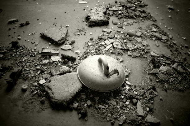 堆瓦砾图片下载