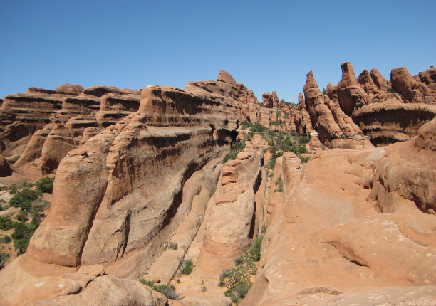 红色的石头图片下载