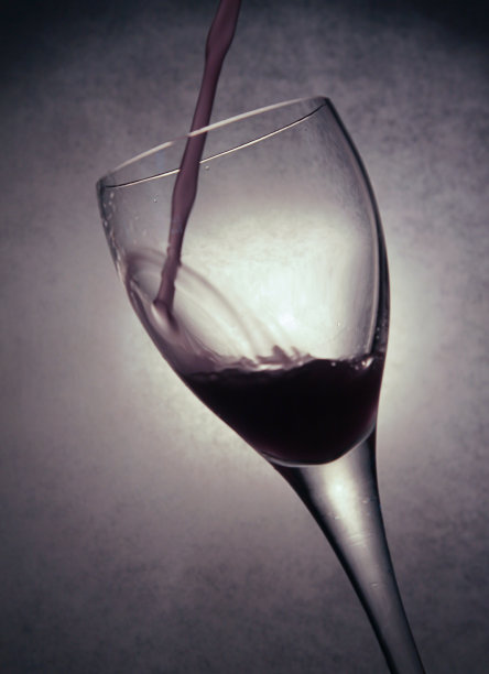 克丽丝特尔葡萄酒的长笛图片下载