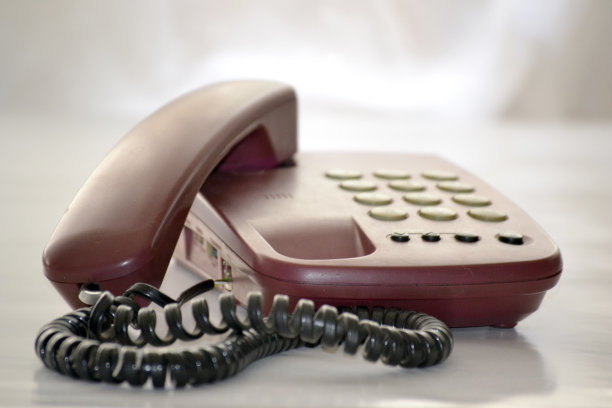 白色背景下的模拟手机图片下载