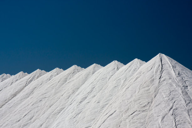 盐，由海水蒸发而得图片下载