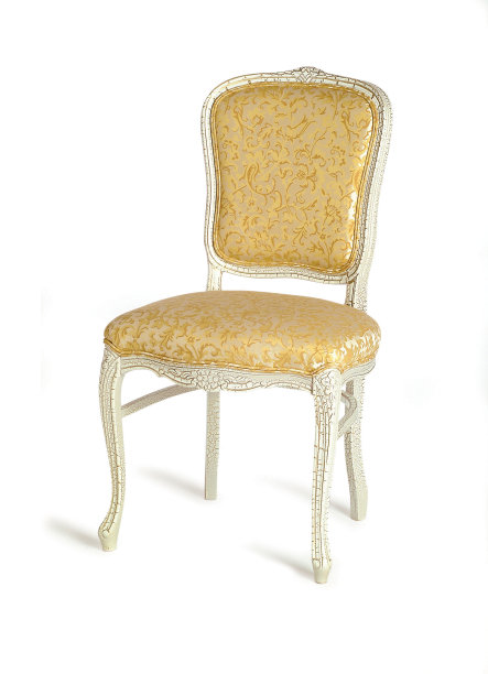 褶皱的椅子图片下载