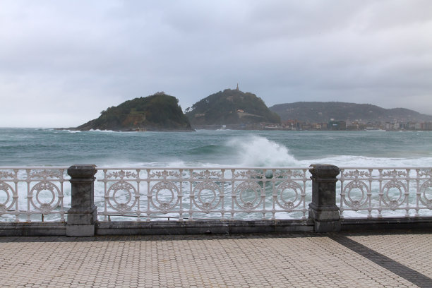 圣塞巴斯蒂安，西班牙巴斯克地区图片下载