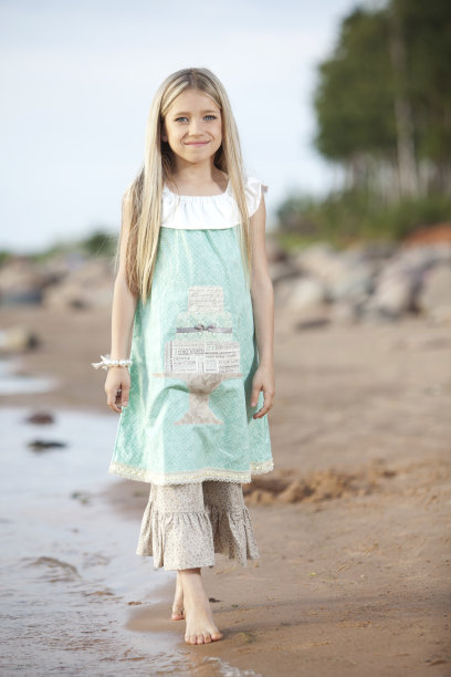 漂亮的女孩图片下载