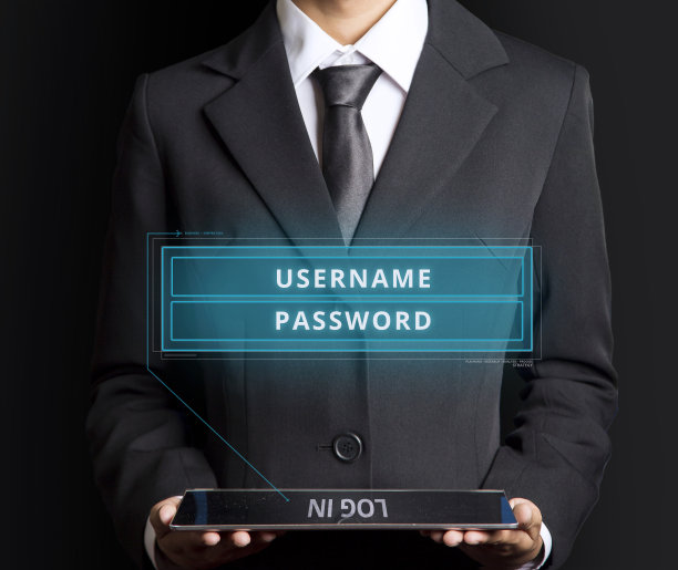 商人使用带有全息识别的平板电脑登录图片下载