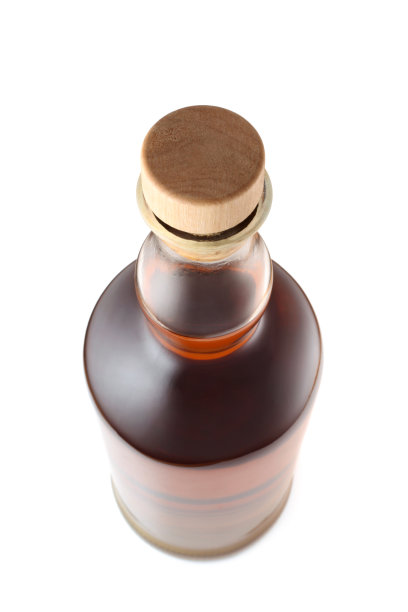 酒精饮料瓶图片下载