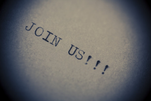 带文本的旧打字机加入我们图片下载