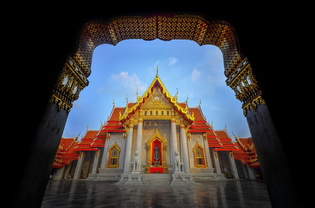 大理石寺庙，Wat Benchamabopitr Dusitvanaram泰国曼谷图片下载