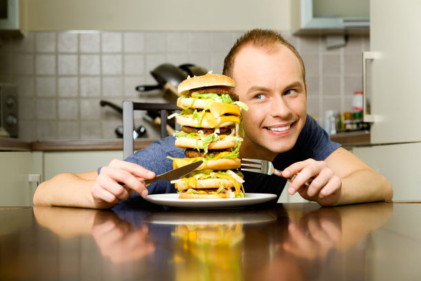 人吃汉堡图片下载