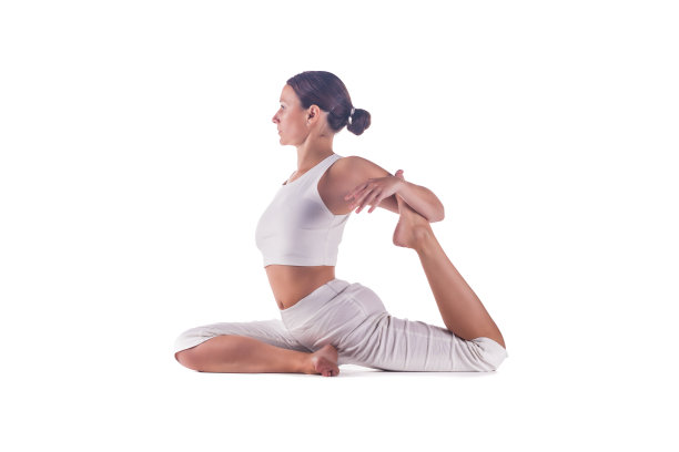 女人练习瑜伽图片下载