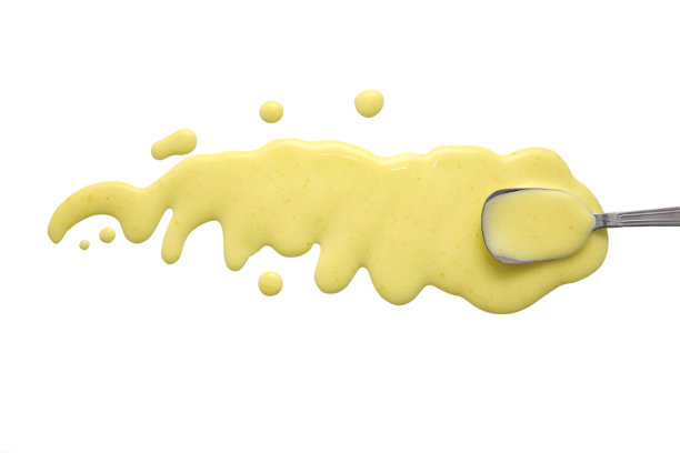 用勺子把凯撒酱溅了一地图片下载