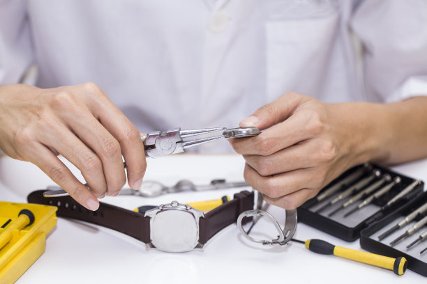 修理和修复手表图片下载