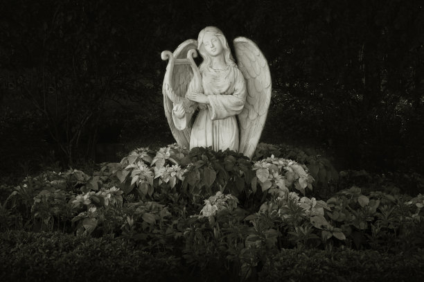 天使雕塑图片下载