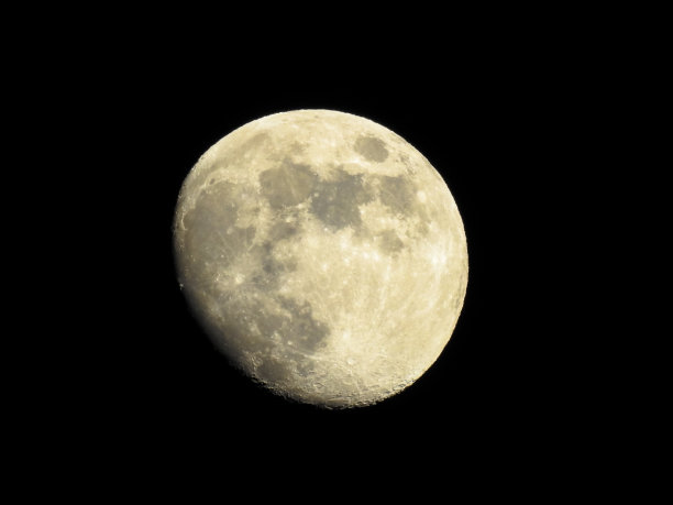 小亚细亚的月亮夜景。宏观照片图片下载