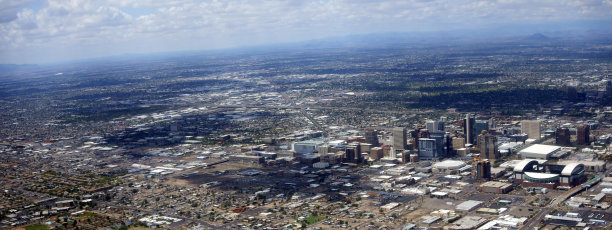 凤凰城市中心全景，亚利桑那州图片下载