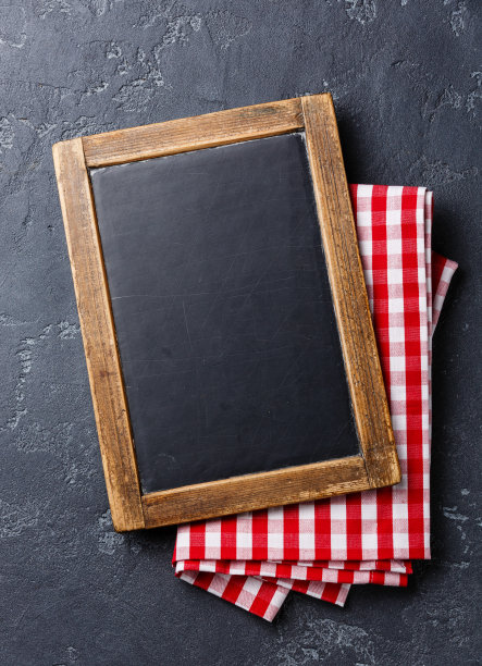 黑板和格子餐巾图片下载