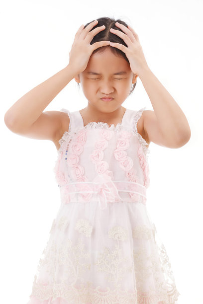 有头痛和问题的小女孩图片下载