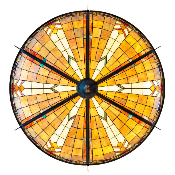 大型装饰艺术天花板照明灯孤立在白色图片下载