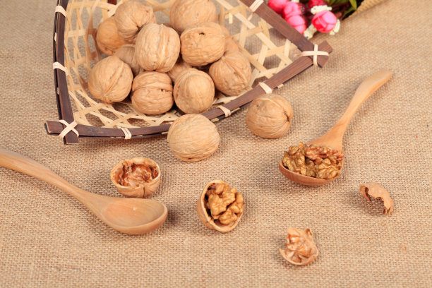 胡桃木图片下载