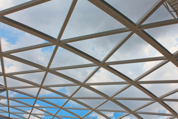 新住宅建设家庭金属框架对蓝色s图片下载