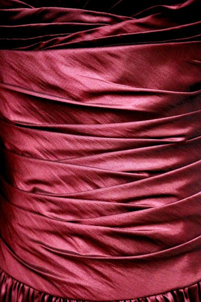 皱粉缎连衣裙紧身胸衣图片下载