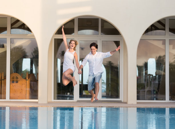 新娘和新郎图片下载