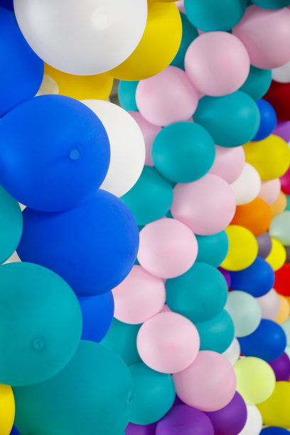 股票照片:彩色气球背景，软焦点。图片下载