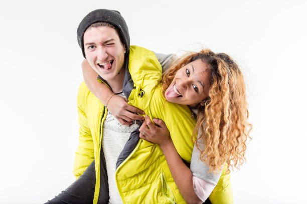 异族朋友做鬼脸图片下载