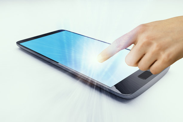 白色背景和触摸屏的智能手机图片下载