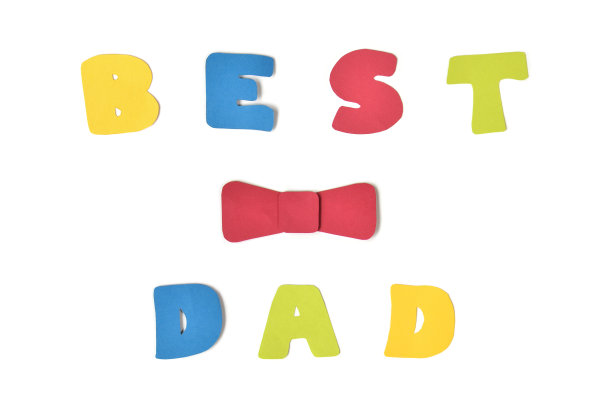 最好的爸爸文字剪纸在白色的背景图片下载