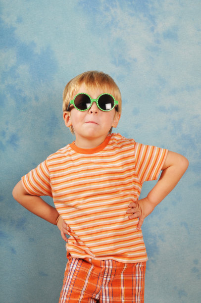 小朋友有趣的肖像图片下载