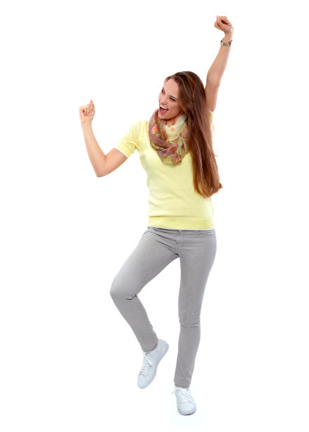 一个年轻女子站立的肖像图片下载