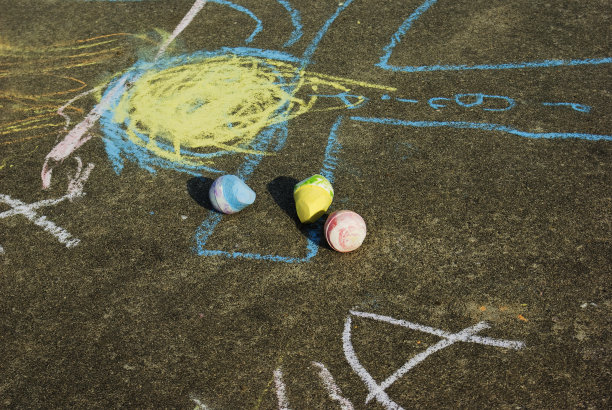 操场上的艺术之一图片下载