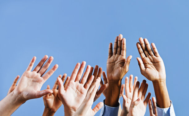 我会做的!许多人举起手反对蓝色图片下载